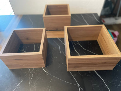 Juego de 3 Repisas Flotantes tipo Cubo en Madera y MDF Chapeado – Organizador de Pared Moderno
